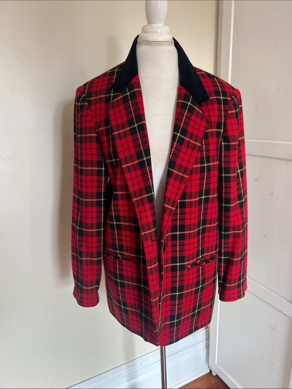 Vintage Sag Harbor Red Tartan Plaid Velvet Collar Blazer Jacket Christmas Sz 10